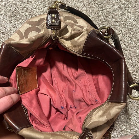 Coach Shoulder Bag - Picture 5 of 5